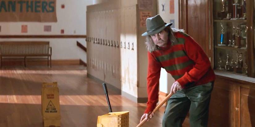 10 Things That Happen in Every Scream Movie