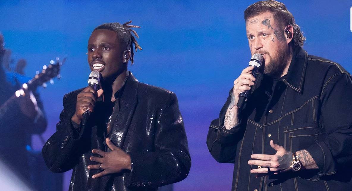 あいぼん‎‎　willfully アイボリー　ダウンベストショール Jelly Roll Helped Shape One of the Most Surprising 'American Idol