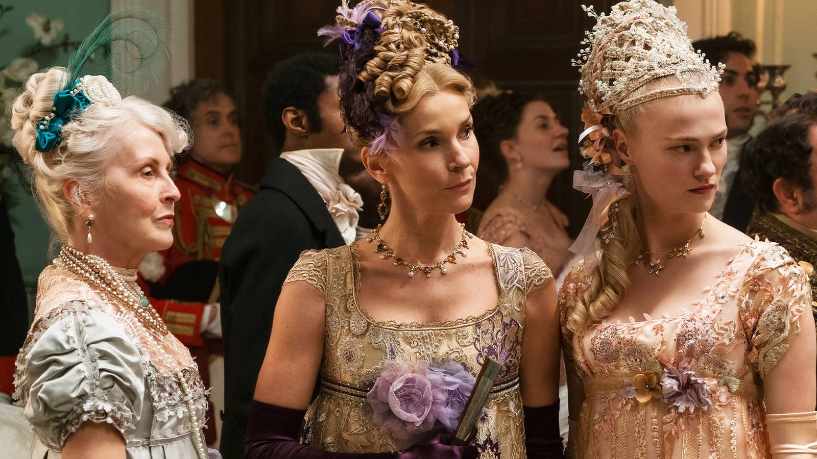 This ‘Bridgerton’ Star, 33, Is Trading the Ballroom for the Battlefield ...