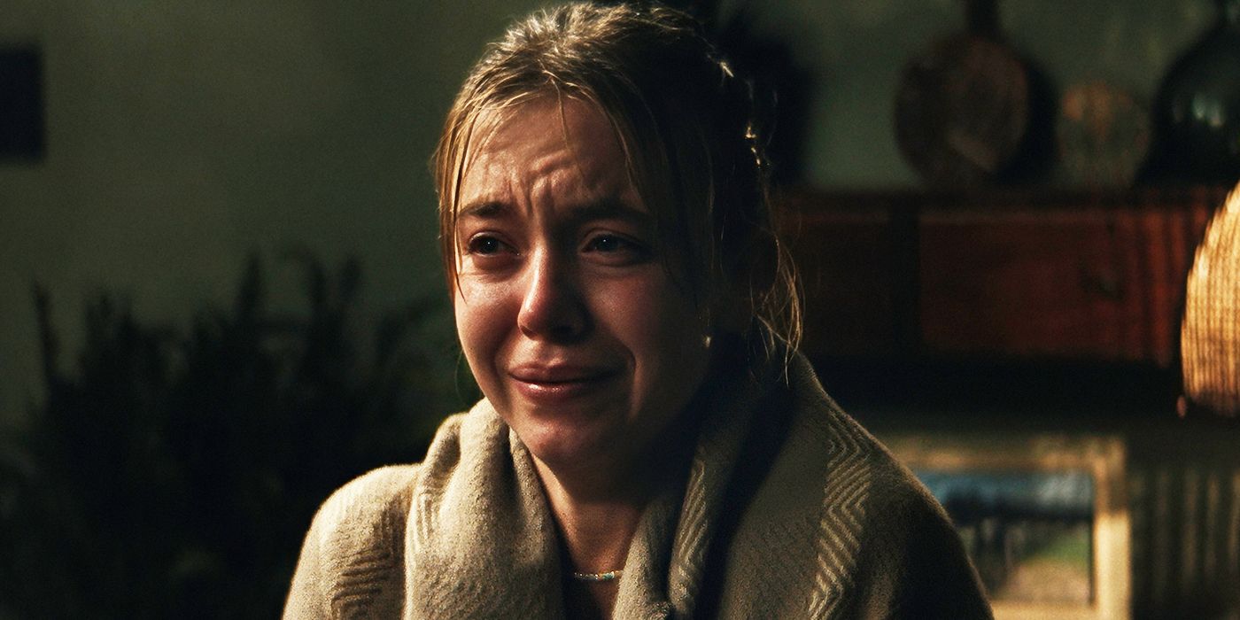 Sydney Sweeney as Claire Garrett in Echo Valley