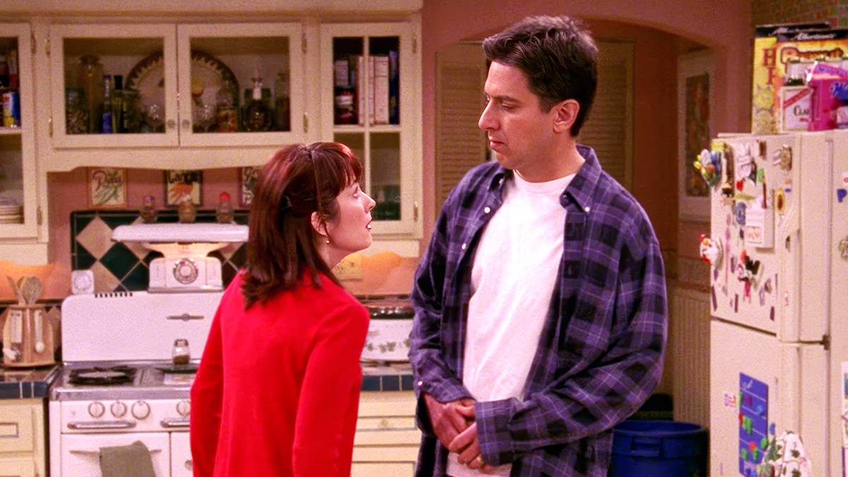 26 Years Ago, 'Everybody Loves Raymond's Most Controversial Episode Changed the Sitcom Genre in a Major Way