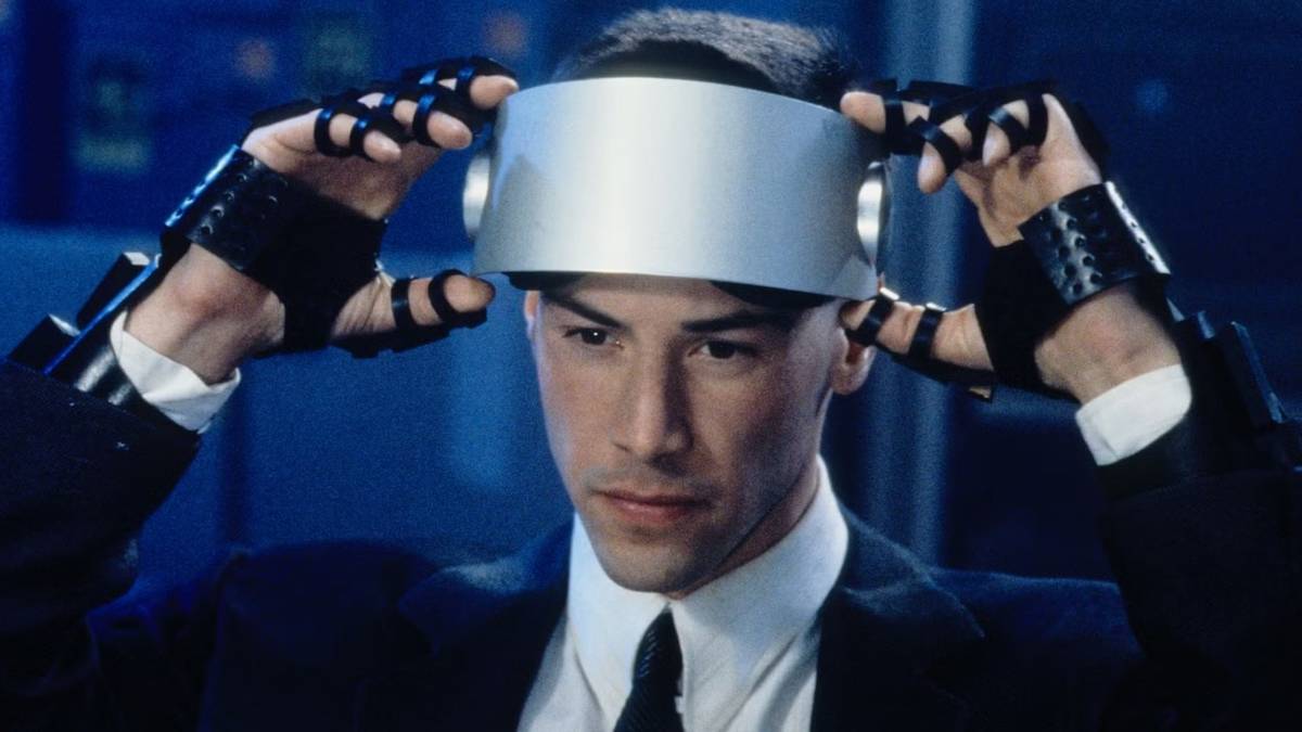 Keanu Reeves' Cyperpunk Thriller Is Streaming Free Next Month