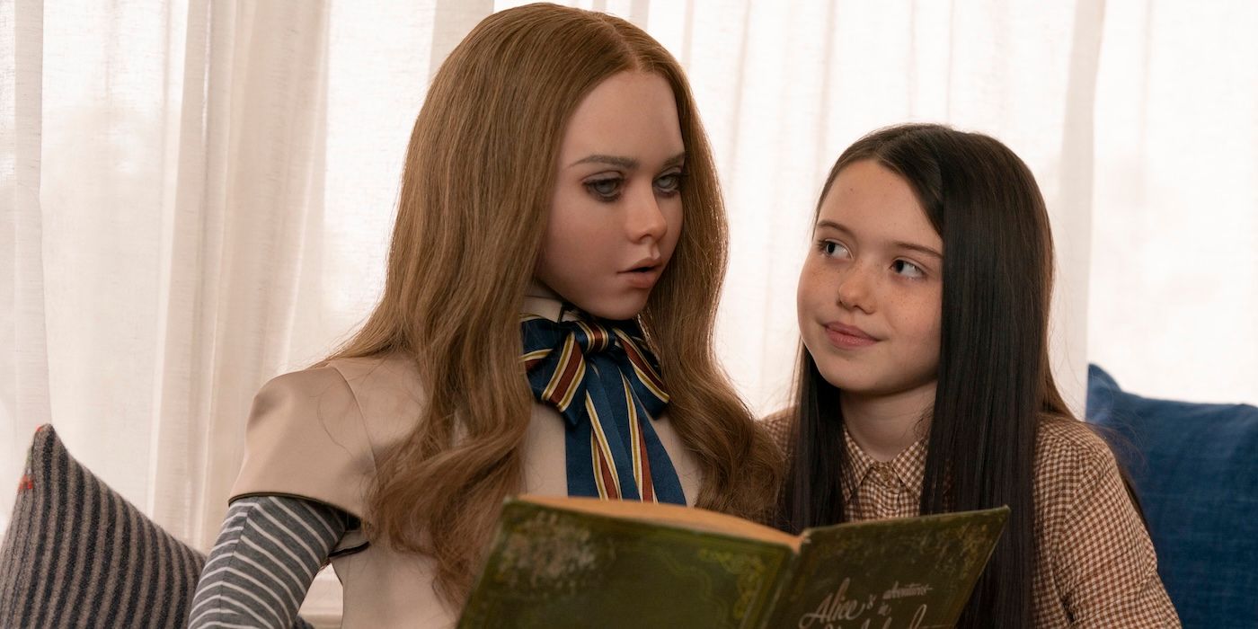 Amie Donald and Violet McGraw in M3GAN