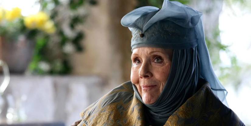 Diana Rigg as Olenna Tyrell smirking in Game of Thrones
