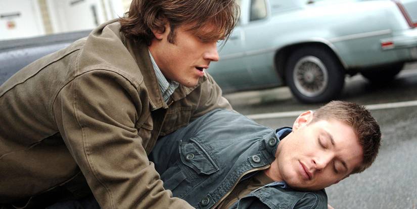 Jared Padalecki holding Jensen Ackles from Supernatural while he's dying in the episode "Mystery Spot"