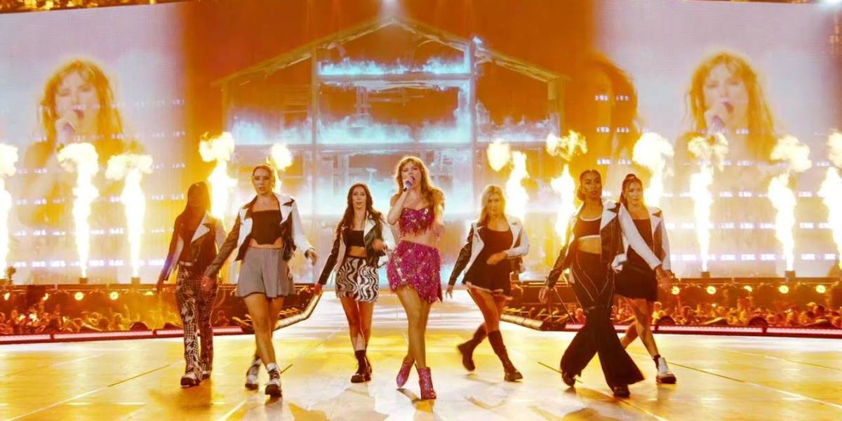 Taylor Swift em performance na Eras Tour.