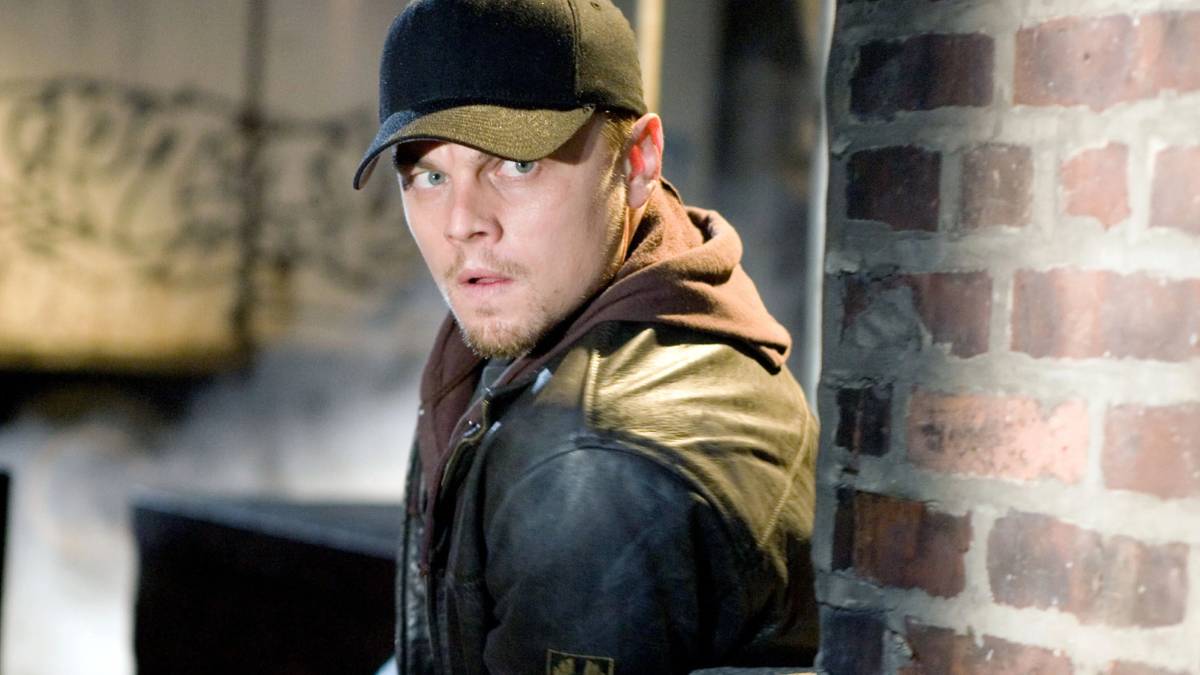 Leonardo Dicaprio turning around in The Departed (2006)