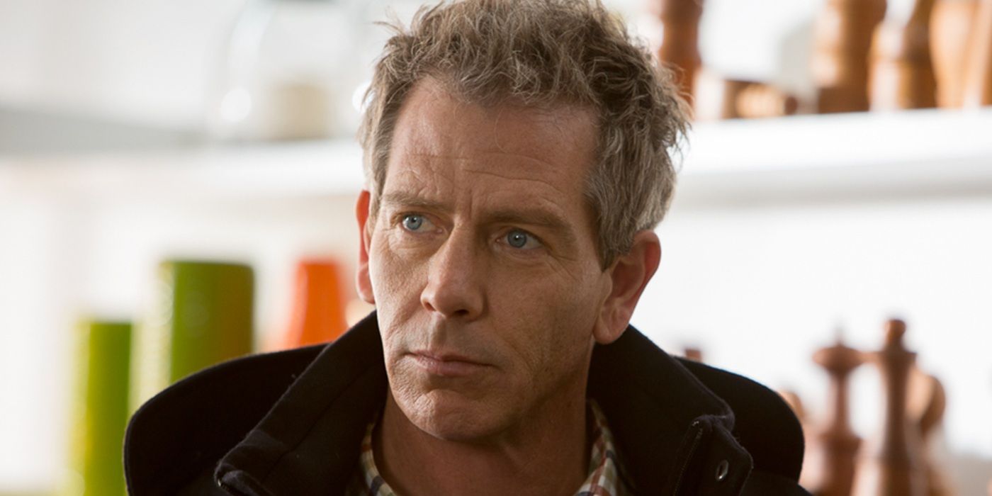 Anders Hill (Ben Mendelsohn) in 'The Land of Steady Habits'