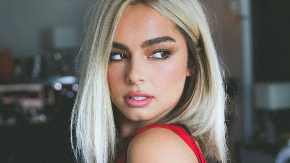 Addison Rae Has Officially Become a Pop Star—and the Internet Is Obsessed