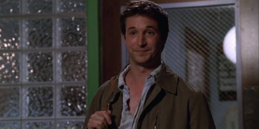 John Carter (Noah Wyle) gives his final speech to interns in ER.