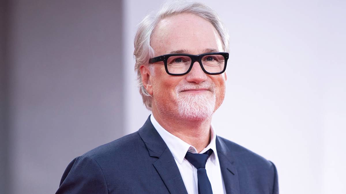 Shocking Reveal: Courteney Cox Exposes David Fincher's Secret Involvement in 'Evil Genius' Thriller