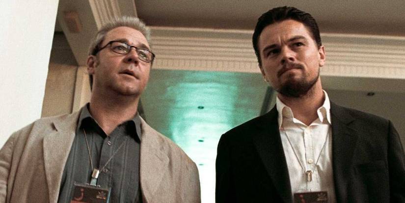 Hoffman (Russell Crowe) and Ferris (Leonardo DiCaprio) in 'Body of Lies'