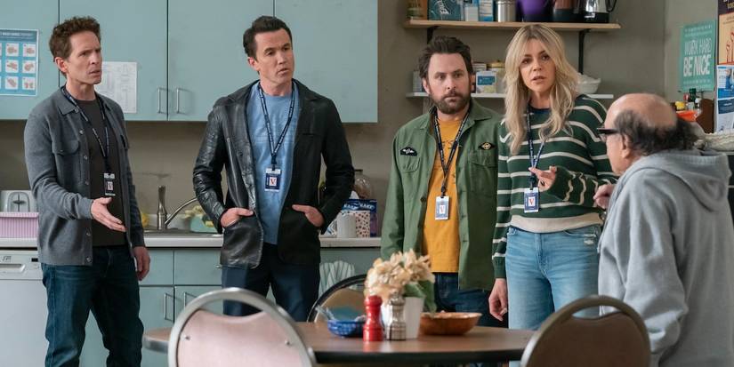 Glenn Howerton, Rob Mac, Charlie Day, Kaitlin Olson and Danny DeVito in It's Always Sunny in Philadelphia