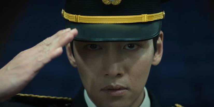 Ji Chang-Wook, saluting in his police uniform, in The Worst of Evil