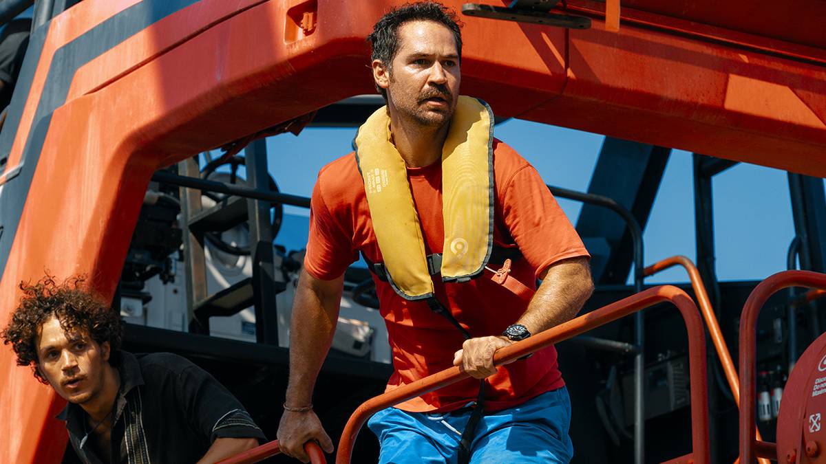 Blockbuster Oscar Nominee Hits Netflix After Raking In Millions!