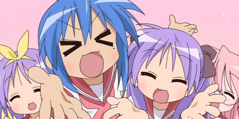 Gips of Lucky Star tersenyum dan mengulurkan tangan mereka