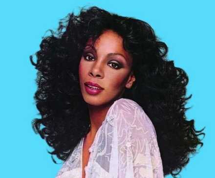 18 Years Ago, NASA Beamed a Beatles Song Into Deep Space 18 Years Ago, NASA Beamed a Beatles Song Into Deep Space