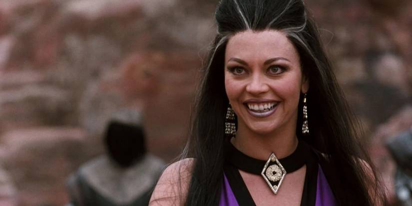 Musetta Vander as Sindel smiling in 'Mortal Kombat Annihilation'