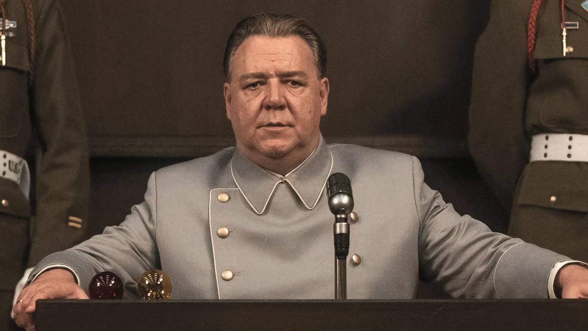 Russell Croweâs Highly Anticipated WWII Movie Just Put Him Back in the Oscars Conversation