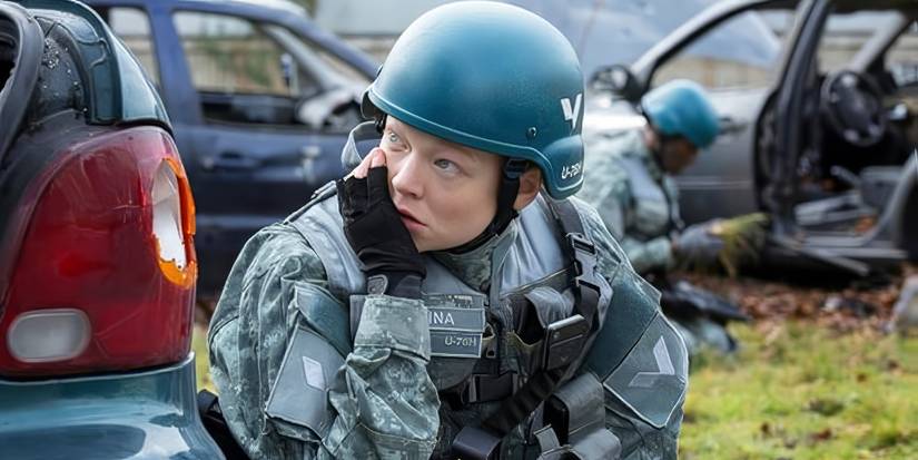 Sarah Snook in the episode Men Against Fire for Black Mirror