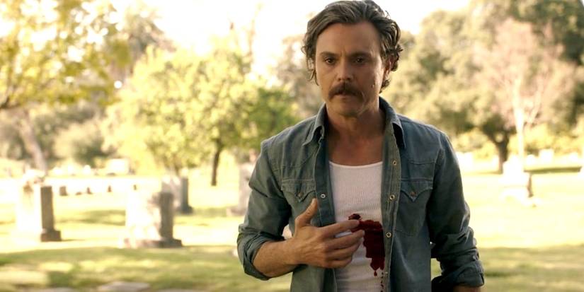 Detective Martin Riggs (Clayne Crawford) gets shot in the Season 2 finale of the TV series Lethal Weapon.