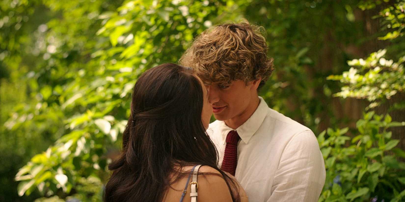 Belly and Jeremiah stand close and face each other in The Summer I Turned Pretty TSITP Season 3.