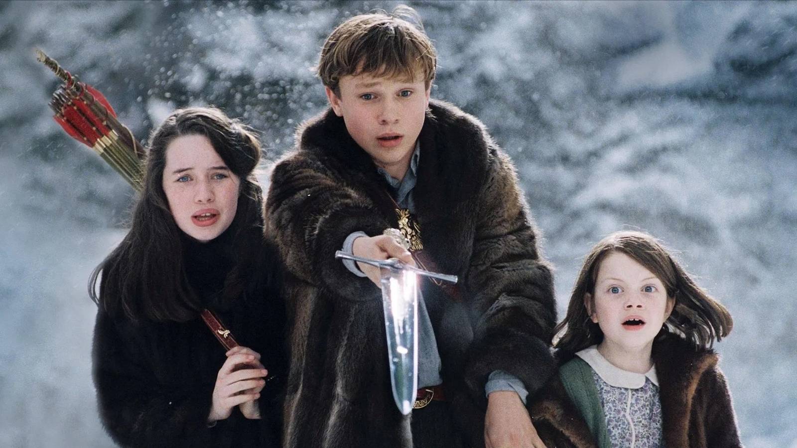 8 Greatest Fantasy Books of the Last 100 Years, Ranked