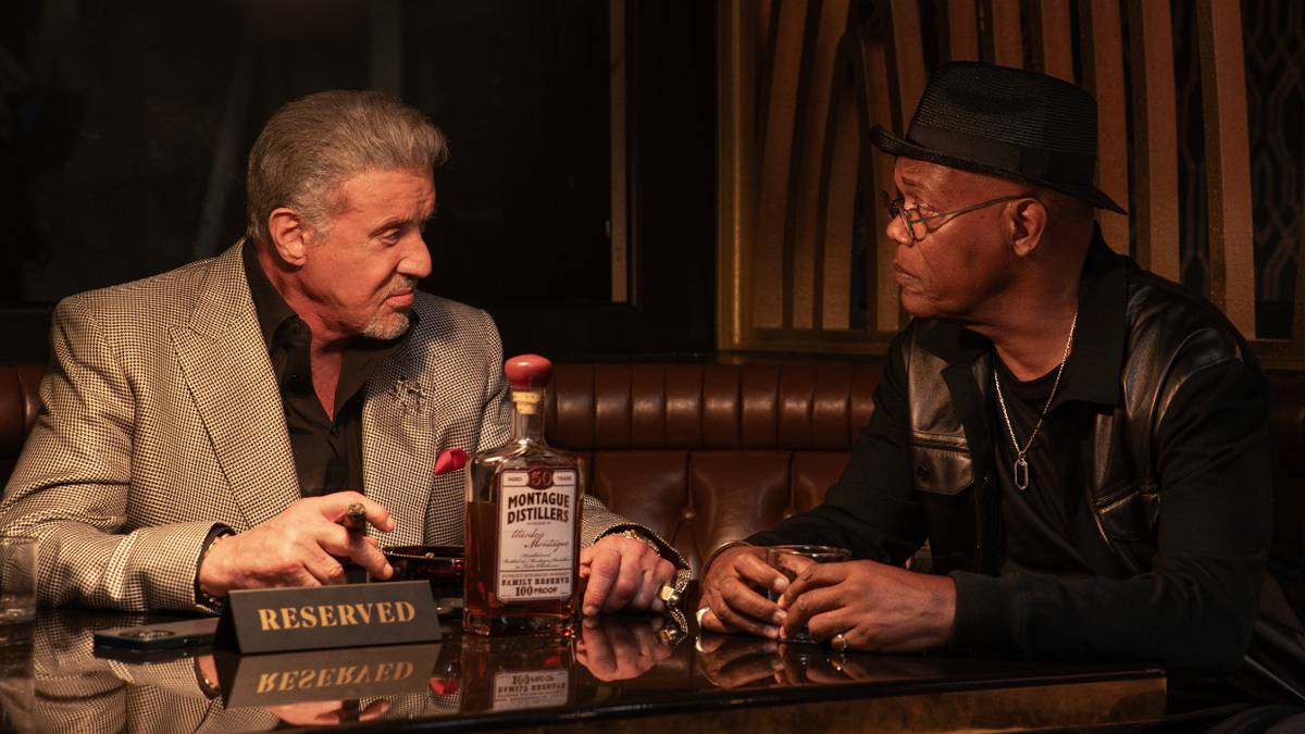 ‘Tulsa King’ Stars Weigh in on Possible Crossover With Samuel L ...