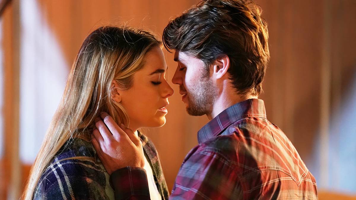 A couple about to kiss in A Thousand Tomorrows on Netflix