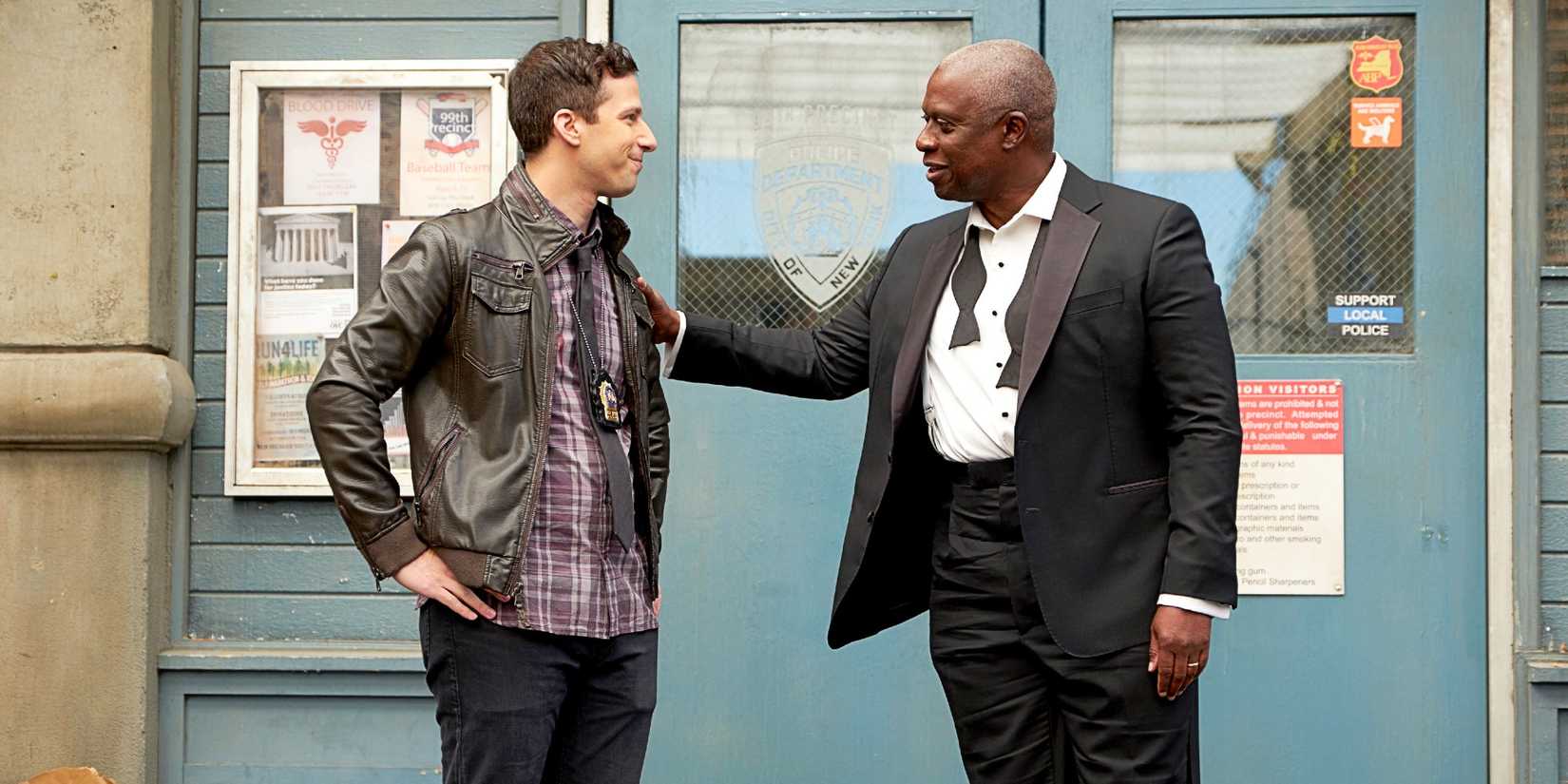 Captain Raymond Holt congratulating Jake Peralta in 'Brooklyn Nine-Nine.'