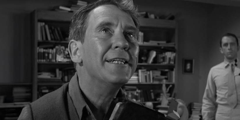 Burgess Meredith as Romney Wordsworth in %22The Obsolete Man%22 from The Twilight Zone