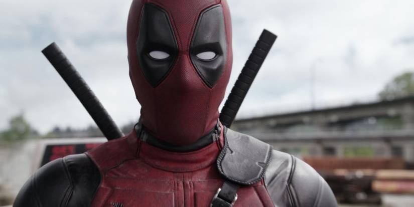 Ryan Reynolds as Deadpool in Deadpool (2016)