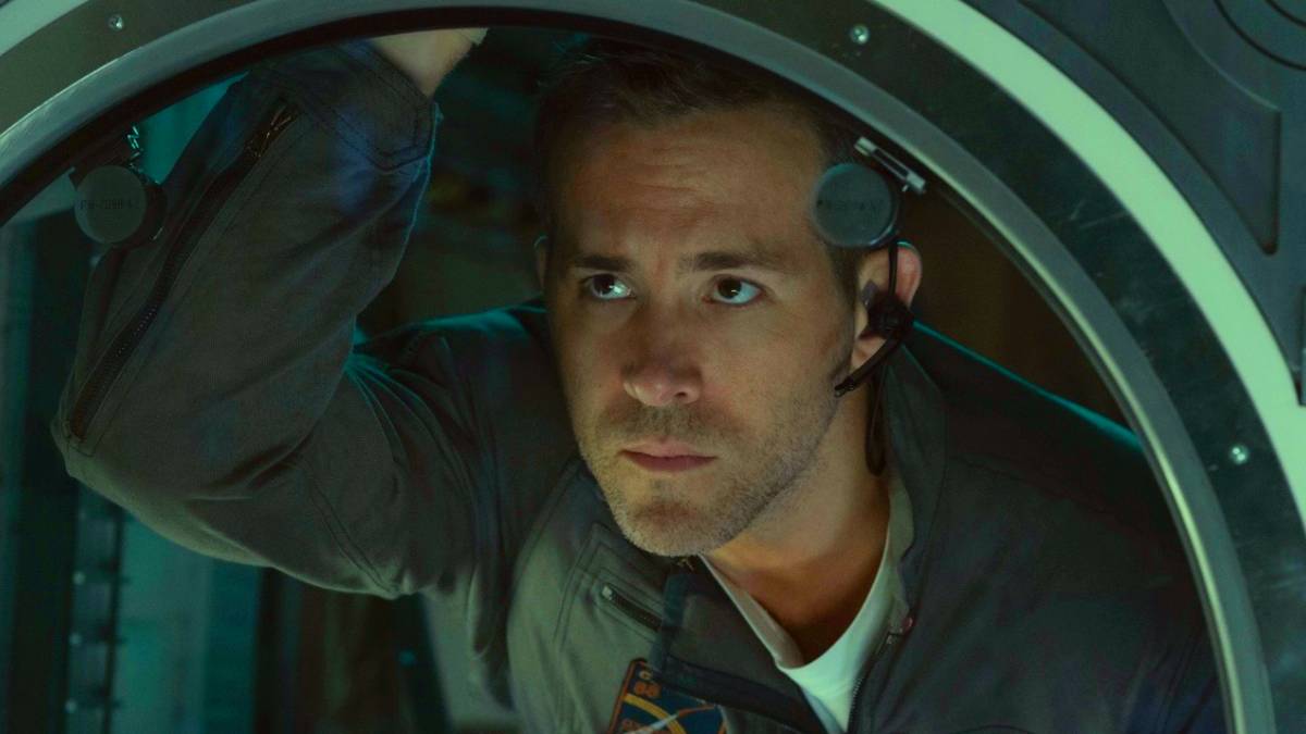 8 Years Later, Ryan Reynolds’ Forgotten ‘Alien’ Dupe Finds Streaming Success
