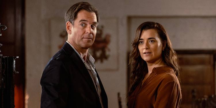 Michael Weatherly as Tony Dinozzo and Cote De Pablo as Ziva David In NCIS: Tony & Ziva.