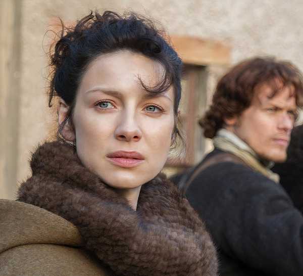 Outlander Sam Heughan and Caitríona Balfe
