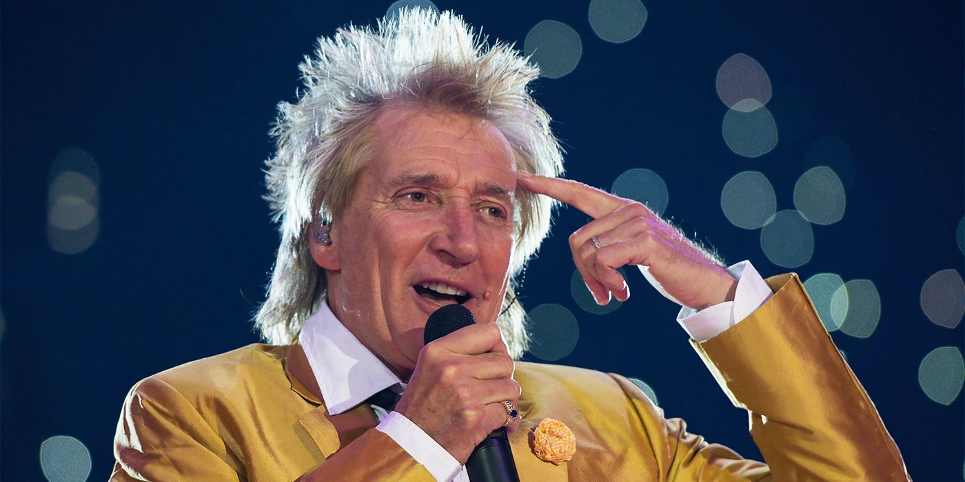 Legendary Singer Rod Stewart Admitted He Nervous to Perform With This Iconic Group