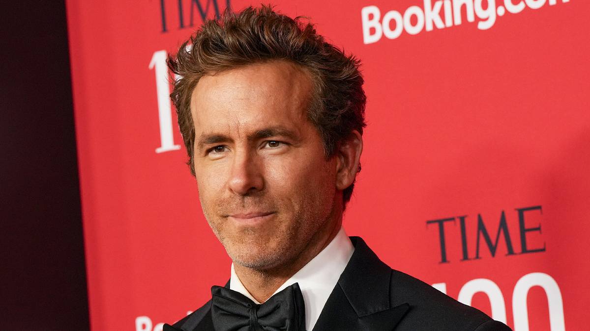 Ryan Reynolds Reveals How a Legendary Comedian's Most Iconic Movie Influenced 'Deadpool & Wolverine'