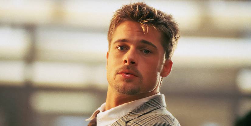 Brad Pitt mira la cámara en Se7en