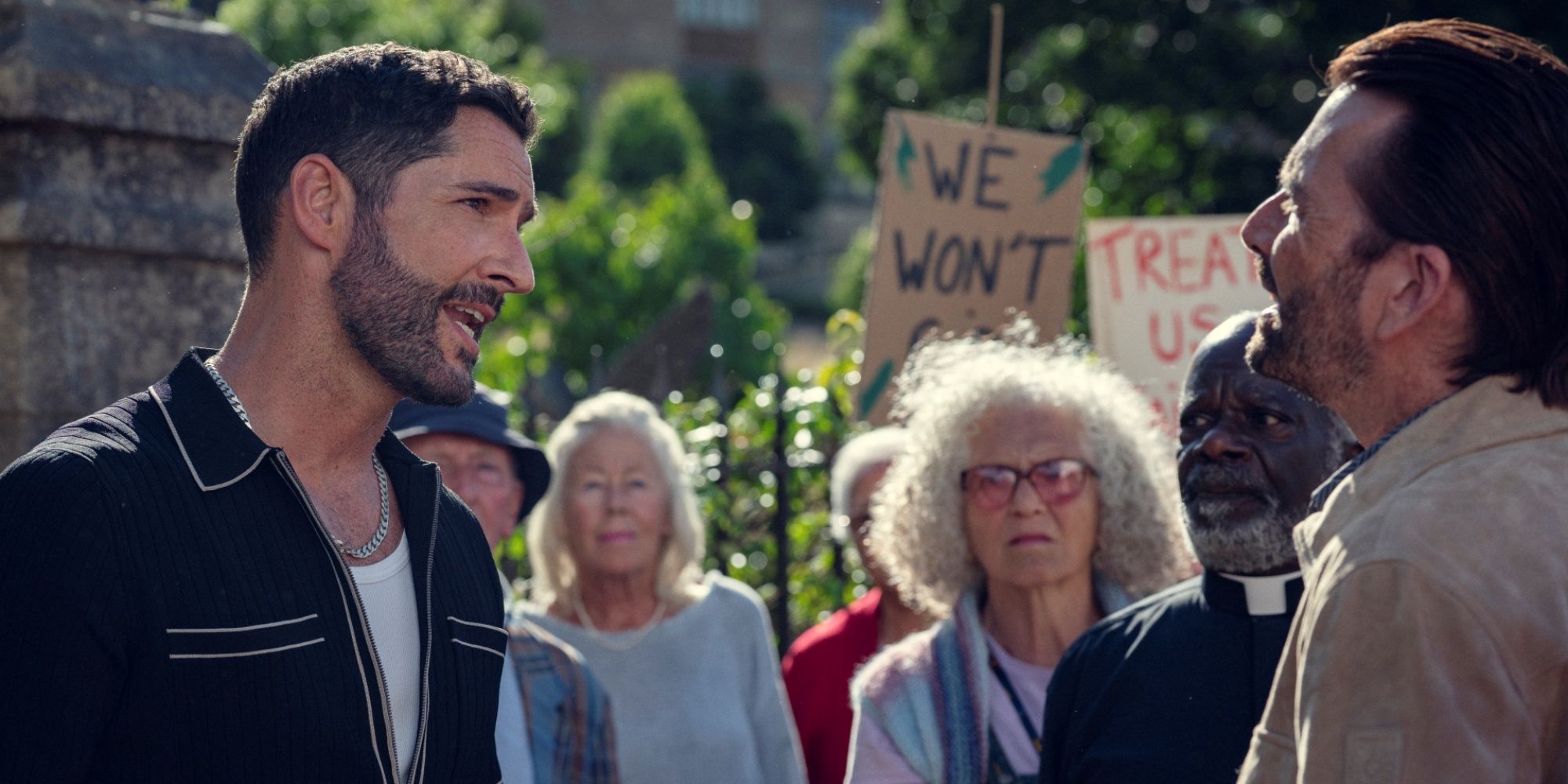 ‘The Thursday Murder Club’ Star Tom Ellis Explains His Ice-Skating Bad ...