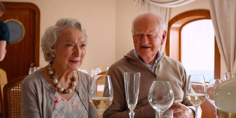 Oliver Ford Davies and Amanda Walker in Triangle of Sadness