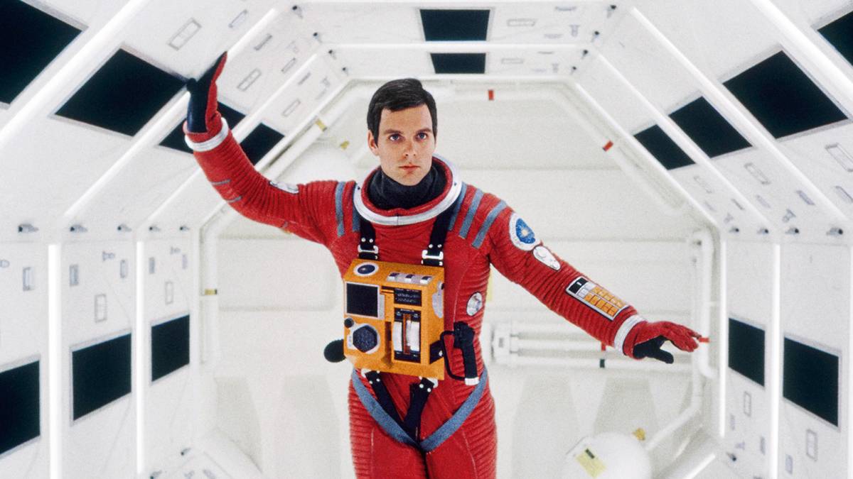 10 Perfect Sci-Fi Movies Where Every Frame Looks Like a Painting