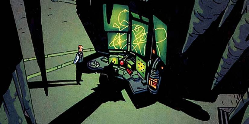 Batman ve Alfred DC Comics'te Bat Bilgisayarında Oturup Duruşuyor