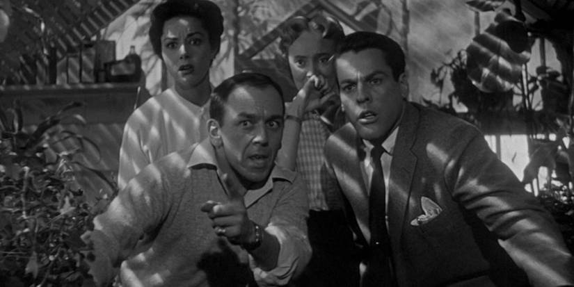 Kevin McCarthy and others see the invisible alien threat in Invasion of the Body Snatchers (1956)