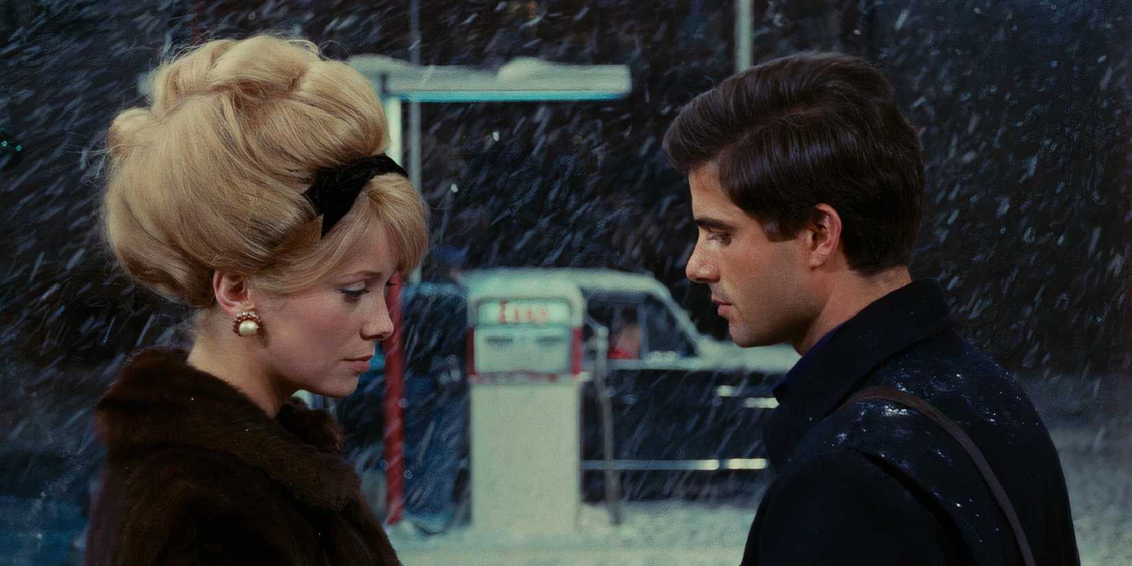 Catherine Denueve and Nino Castelnuovo in 'The Umbrellas of Cherbourg'