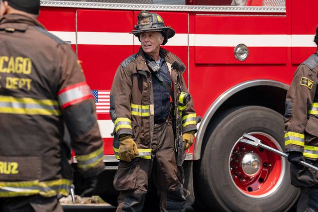 chicago-fire-season-14-episode-1 (12)