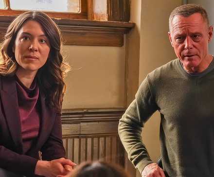 Voight Is the Villain of One Chicago, and Nothing Proves That More Than This Scene Voight Is the Villain of One Chicago, and Nothing Proves That More Than This Scene