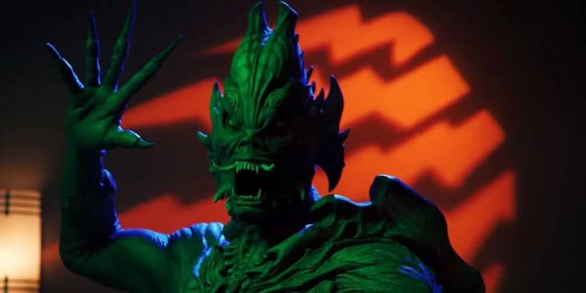 The Last Tsuburaya bearing teeth and holding up long fingers with claws in Creepshow.