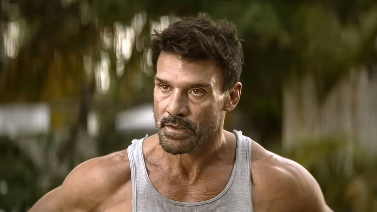 ‘Friends’ Was Almost a Very Different Show With Frank Grillo Playing This Main Character ‘Friends’ Was Almost a Very Different Show With Frank Grillo Playing This Main Character