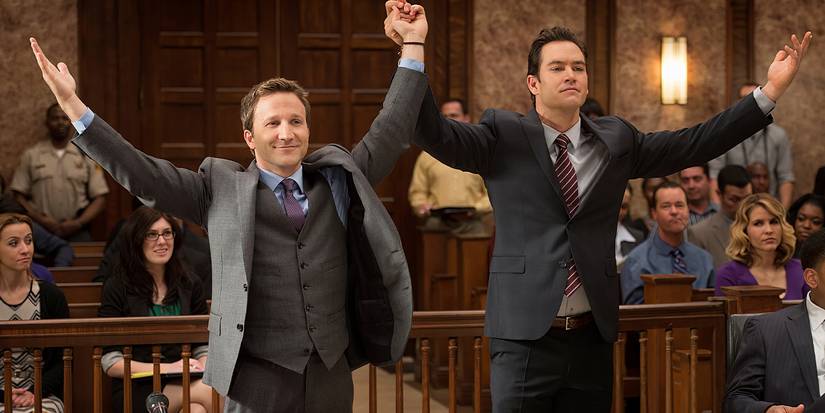Breckin Meyer as Jared and Mark-Paul Gosselaar as Peter look confident in court in Franklin & Bash.