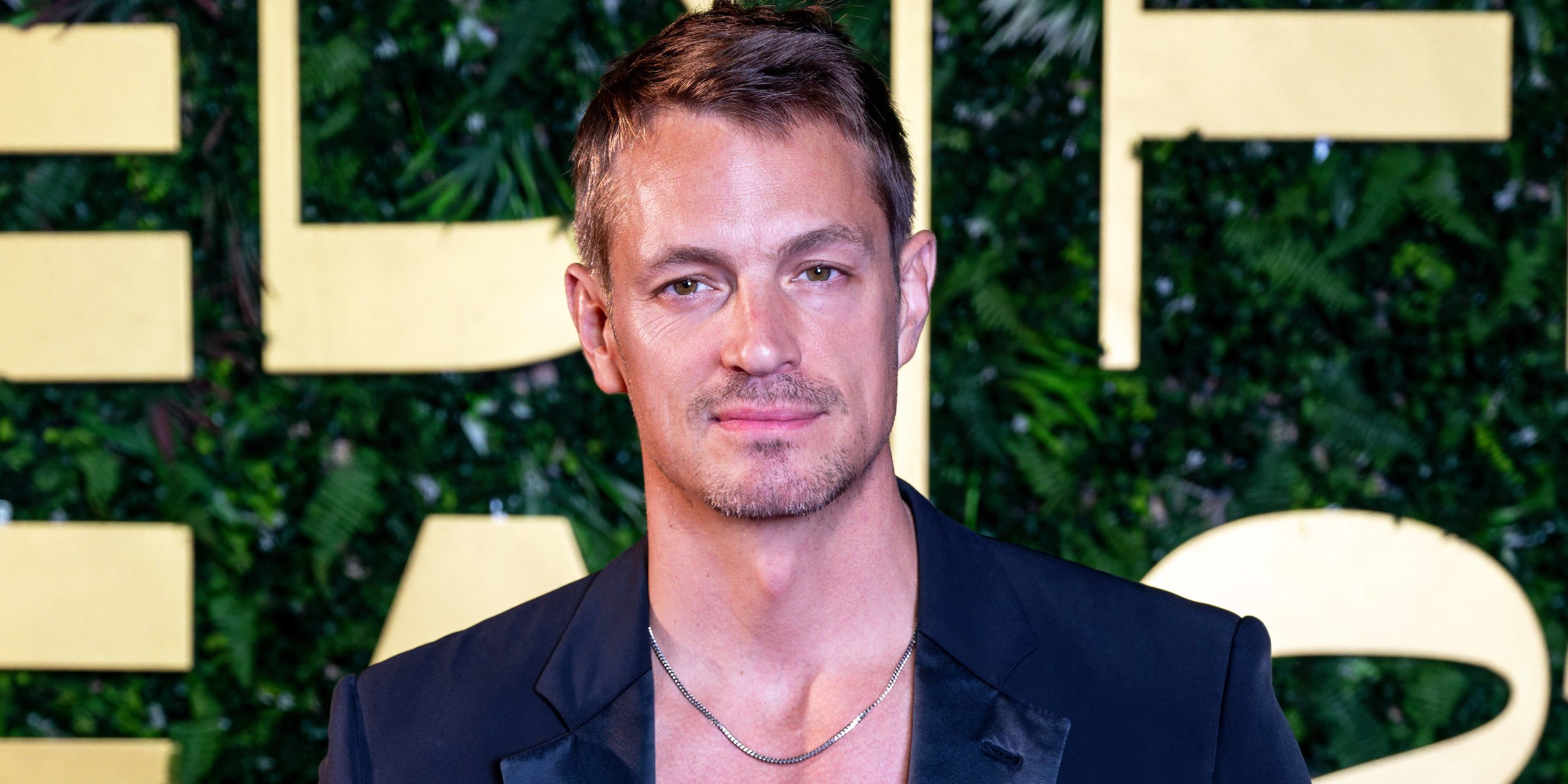 Before 'Peacemaker,' Joel Kinnaman Thrilled Us in This Forgotten Futuristic Sci-Fi Series on Netflix